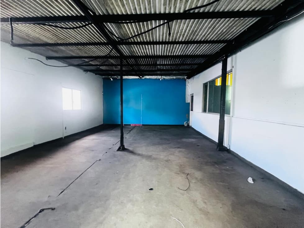 Av. Del maestro , bodega en Renta, 424m2, 1 Ambiente - 1