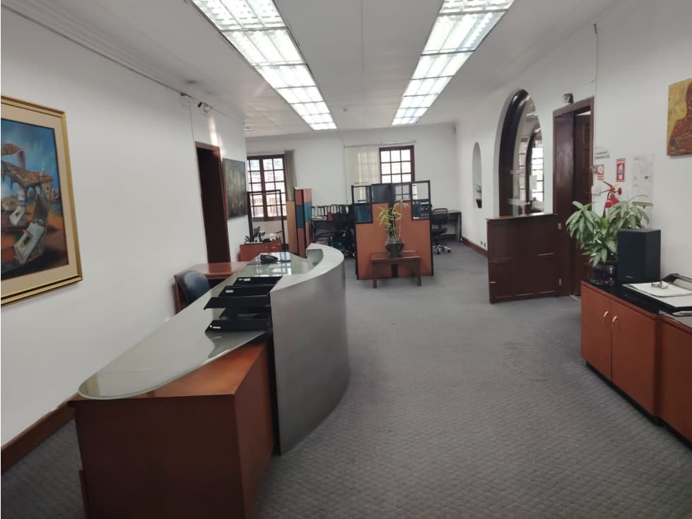 La Paz, Casa Comercial en Renta, 738.24m2, 16 Ambientes - 1