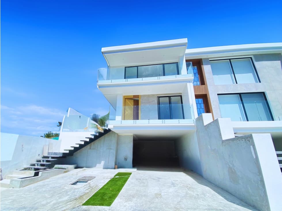Casa Dúplex en Venta con Piscina y vista al mar, Ciudad del Mar, Manta - 1