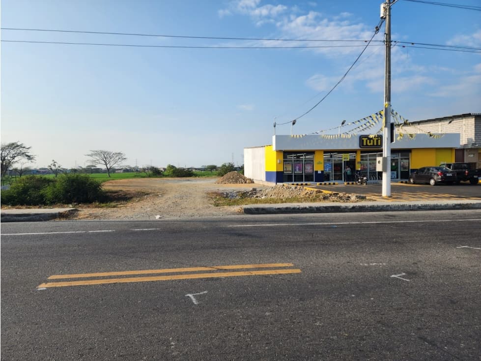 VENTA TERRENO ESQUINERO COMPACTADO EN YAGUACHI vía Principal (VICSZO) - 1