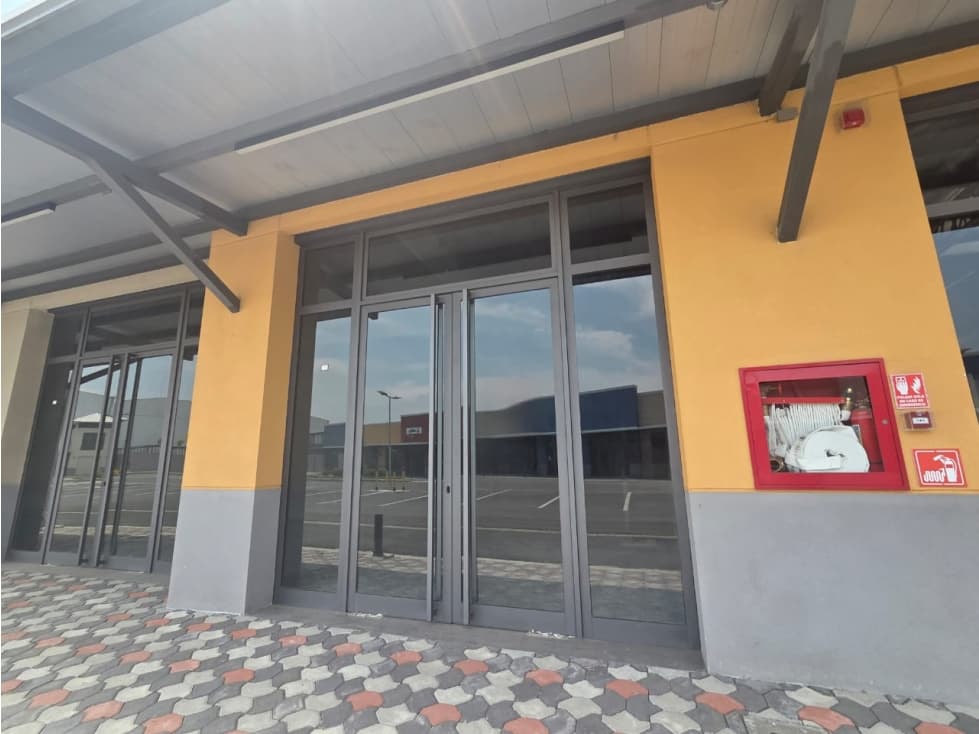EN ALQUILER LOCAL COMERCIAL CON MEZZANINE ALMAX CENTER (Jkcal) - 1