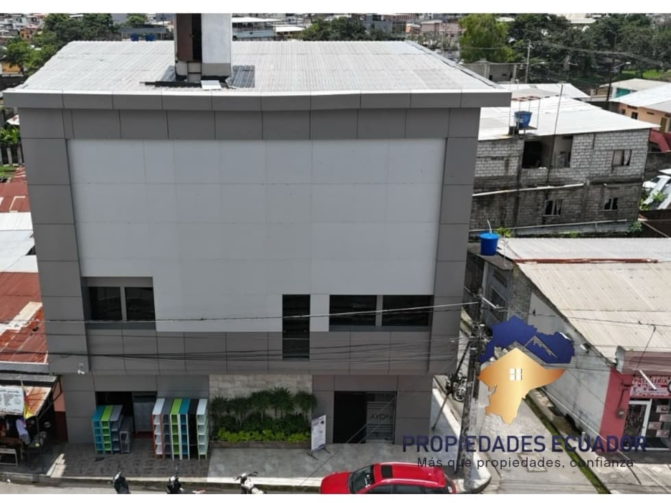 CLÍNICA EN VENTA - 3 Pisos | MILAGRO - HABILITADA - 1