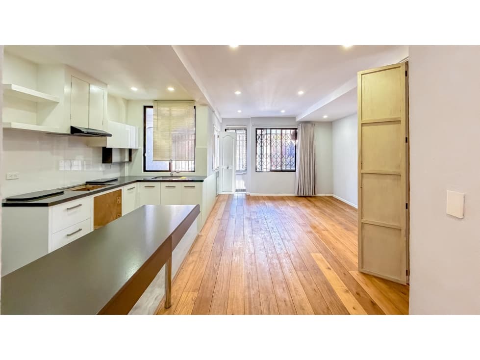 Departamento En Renta, sector Av. Loja, ubicación estratégica! - 1