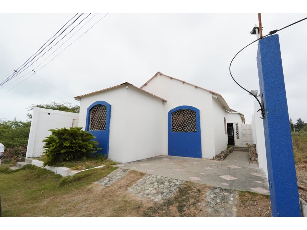 Venta de casa en Santa Elena frente a Decameron - 1