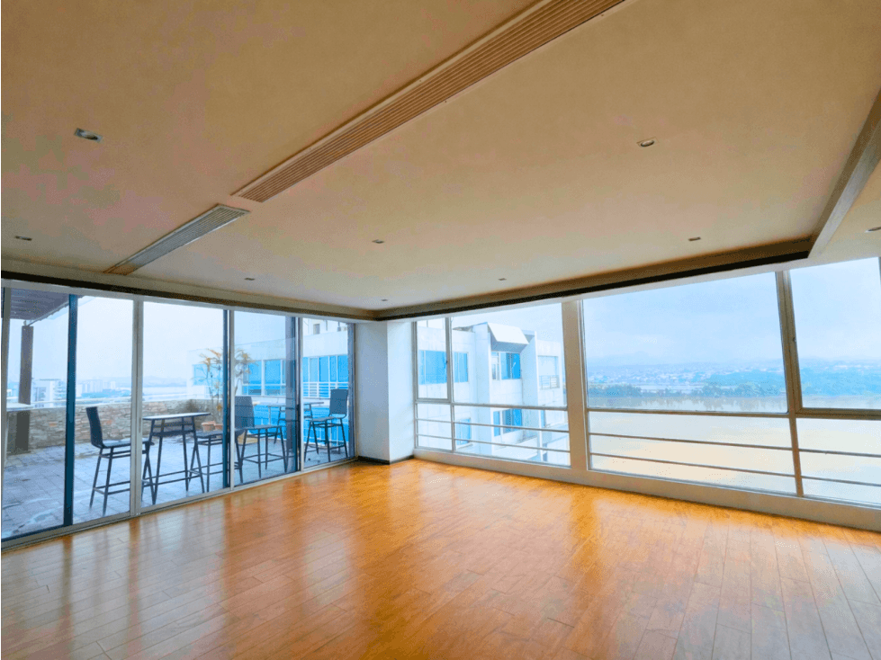 DEPARTAMENTO/ PENTHOUSE CON VISTA AL RIO EN SAMBORONDON - 1