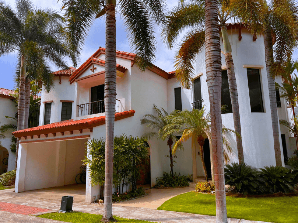 CASA DE ALQUILER EN TERRA NOSTRA - 4 DORMITORIOS - SEMIAMOBLADA - 1