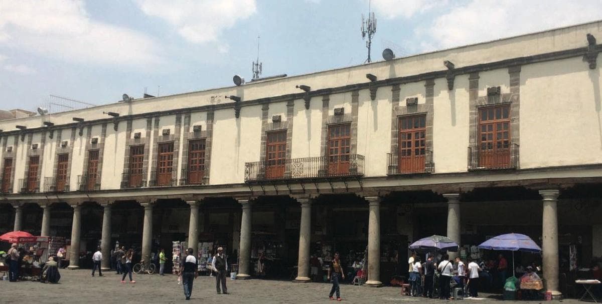 Edificio en Venta - Plaza de Santo Domingo - 1