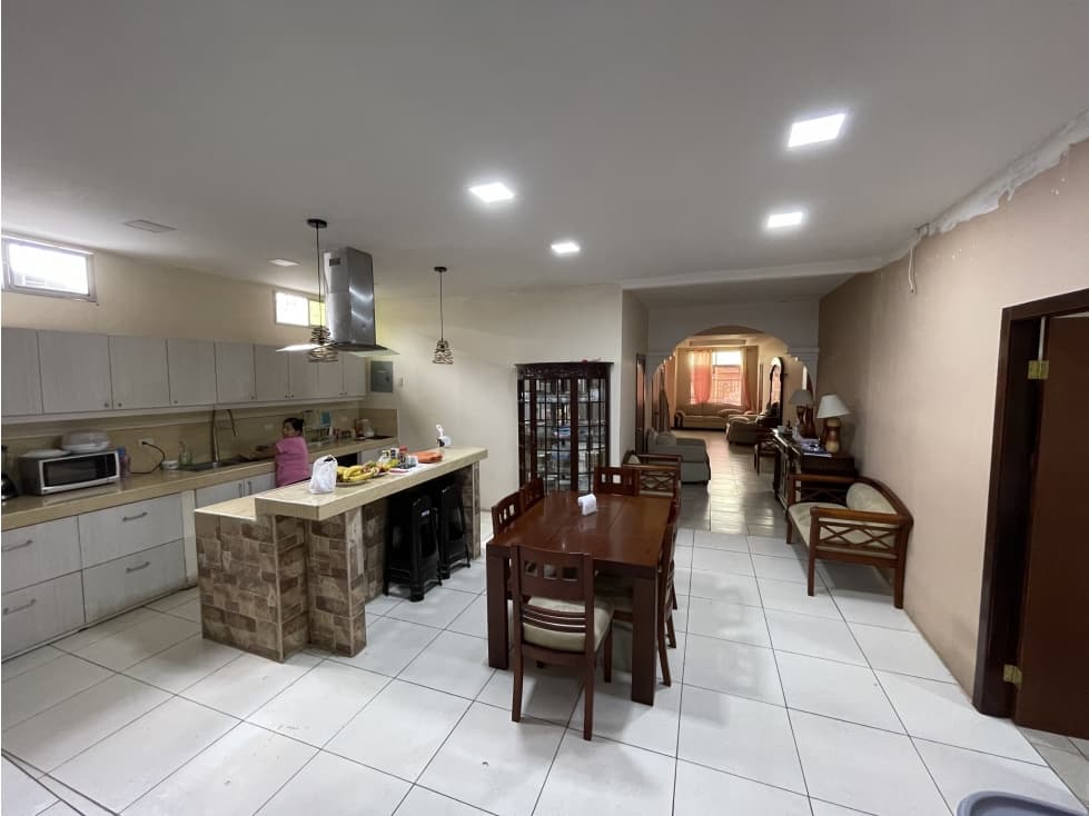 Vendo Propiedad Comercial en Centro de La Libertad (commercial residence in La Libertad) - 1