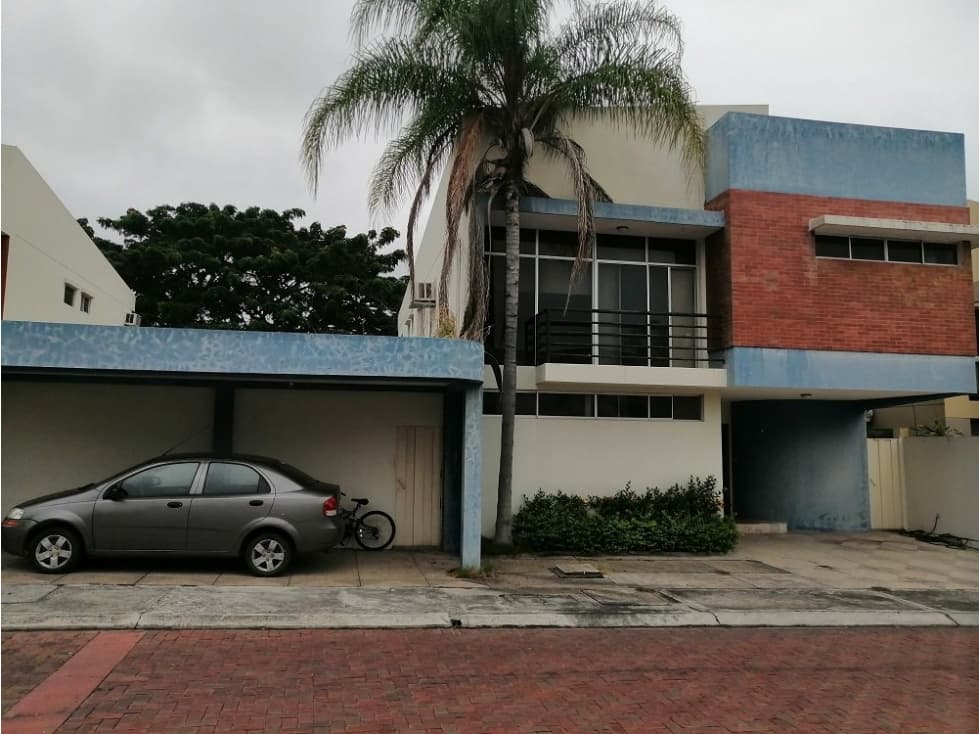 Casa En Venta En Urbanización Belo Horizonte, Vía a la Costa - 1