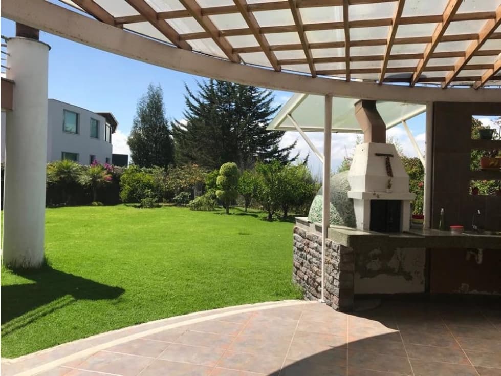 Venta de Casa en Urbanización San Isidro , sector Miravalle - 1