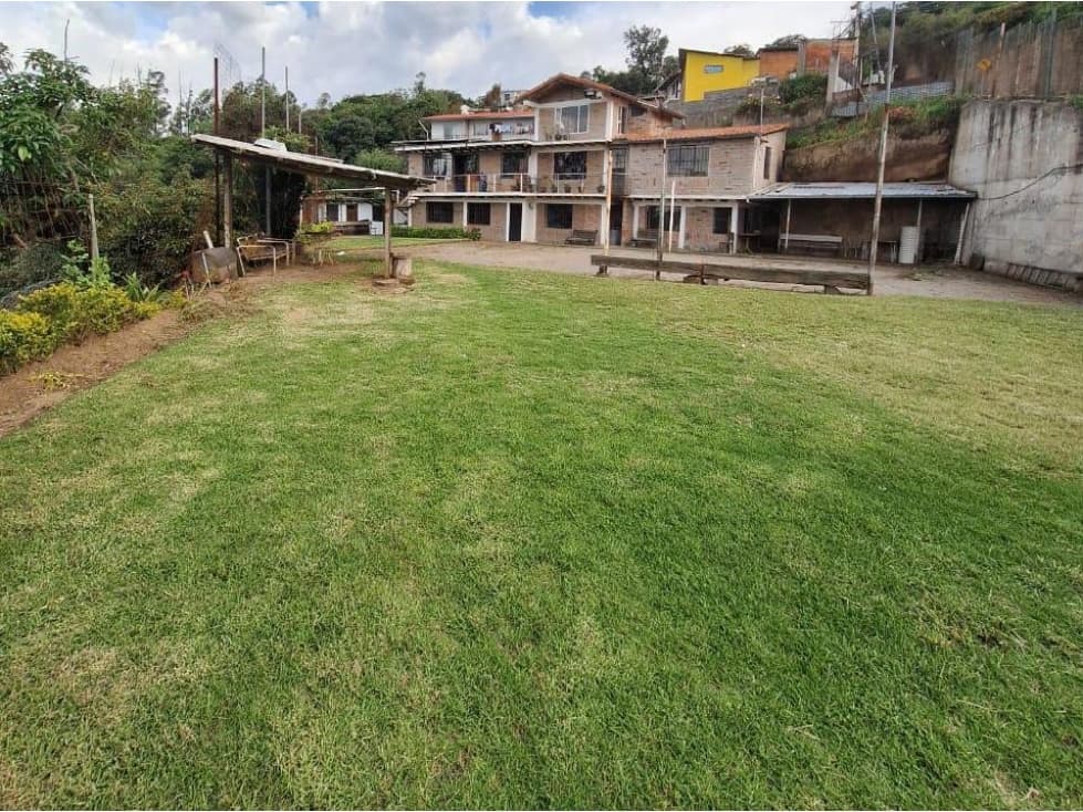 Tumbaco, Casa en Renta, 250m2, 2 Habitaciones. - 1