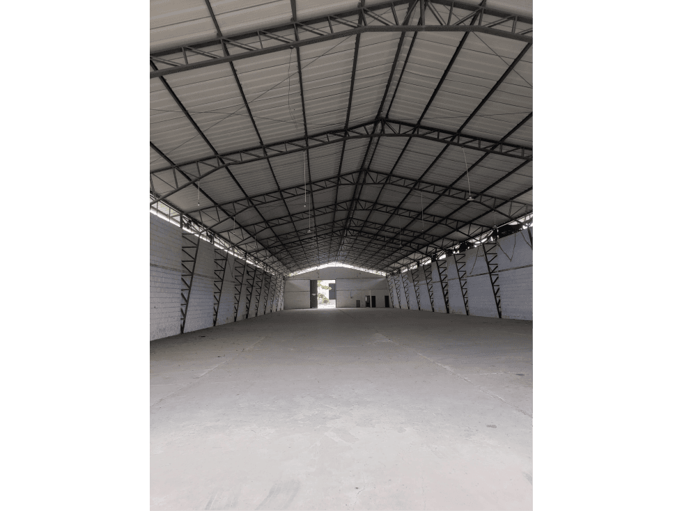 Alquiler Galpón Bodega 715m2 en zona franca Montecristi LVSA - 1
