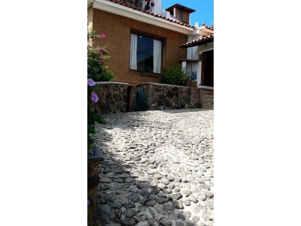 Renta de Casa Sola en Lomas Tetela - 1