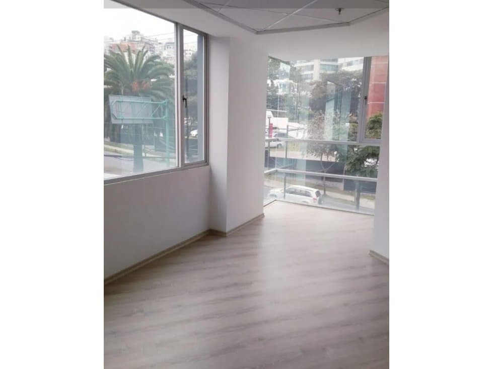 Venta, Renta Oficina 60 m2, Av. Eloy Alfaro $109,000 - 1