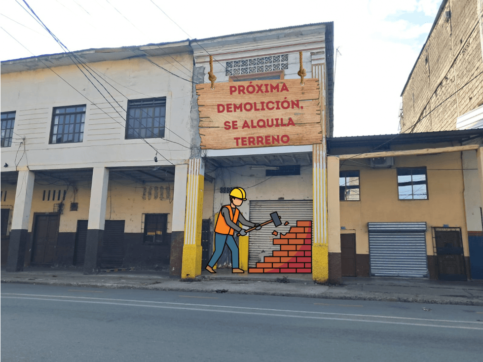 Se alquila terreno, sector céntrico altamente comercial. - 1