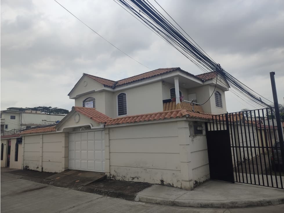 Se vende casa en Samanes 1 - 1