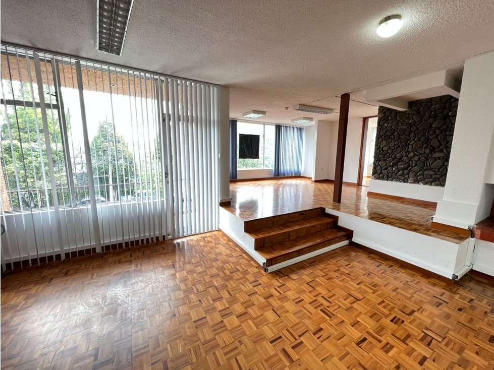 Renta oficina 280 m2 La Floresta - 1