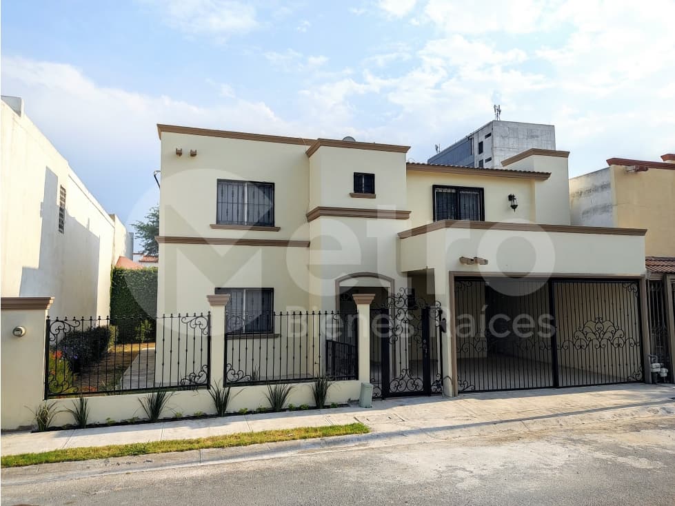 Casa en Renta Equipada en Quintas de Anáhuac General Escobedo MZC - 1