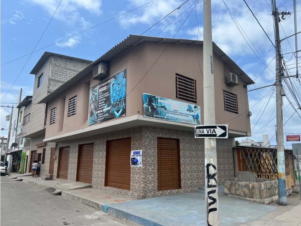 Propiedad Comercial/Residencial en Zona Comercial de La Libertad - 1