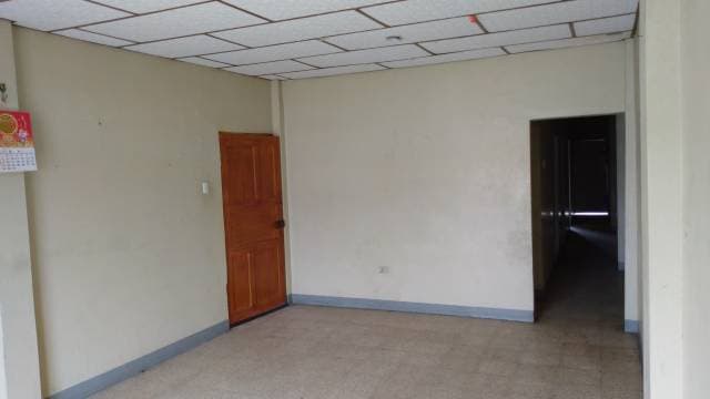 Arriendo un departamento con dos dormitorios, sala, comedor, cocina y lavandería - 1