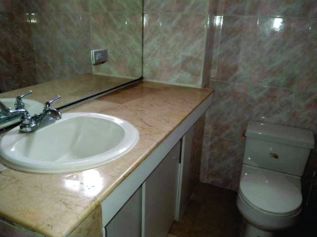 VENTA DE BONITO DEPARTAMENTO EN CUMBRES BAJAS - 1