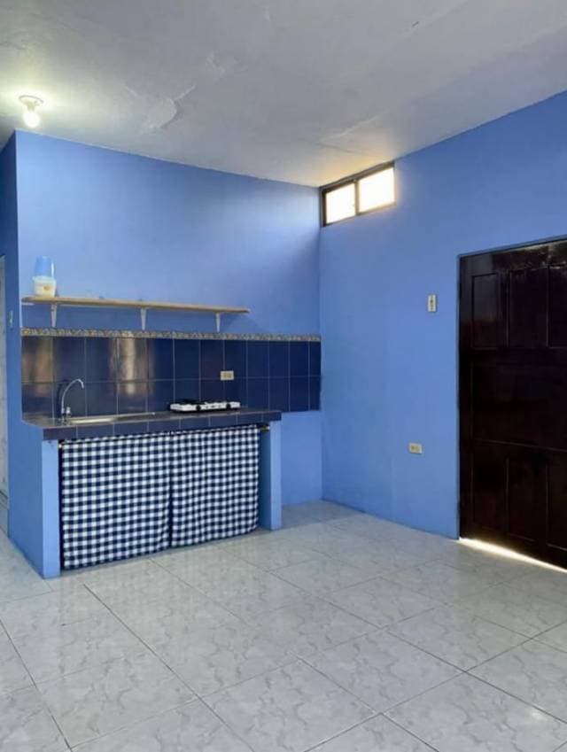 SE VENDE CASA 2 PLANTAS EXCELENTE UBICACION PTO.LOPEZ - 1