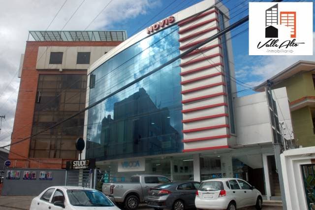 OFICINA EXCLUSIVA Y AMPLIA DIAGONAL AL MILENIUM PLAZA. - 1