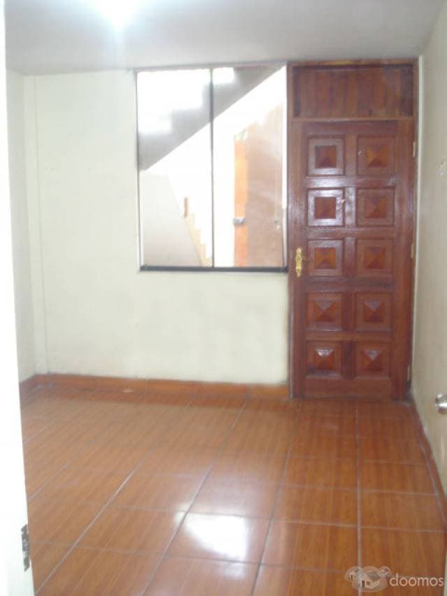 ALQUILO OFICINA ,CONSULTORIO,HABITACION EN LA MOLINA S/. 450 - 1
