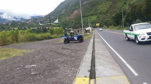 HERMOSO TERRENO EN BAÑOS DE AGUA SANTA TODOS LOS SERVICIOS BASICOS - 1