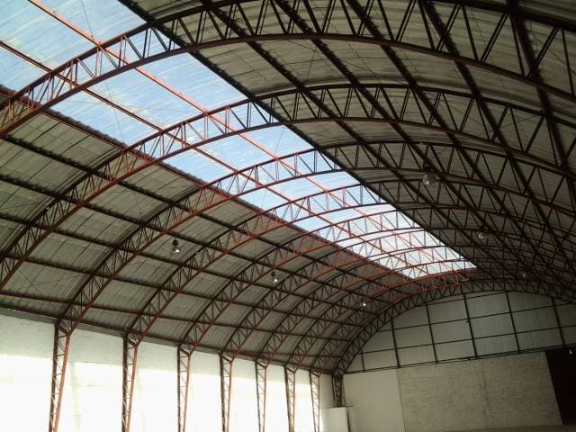 ARRIENDO BODEGA 1000 m² cubiertos - 1