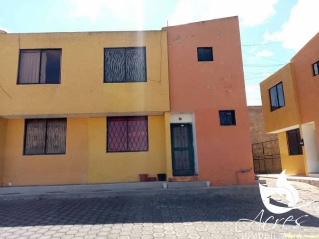 EN VENTA BONITA CASA EN CAYAMBE CONJUNTO CIUDAD DEL SOL - 1