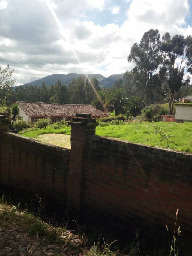 HACIENDA EN VENTA EN CAYAMBE - 1