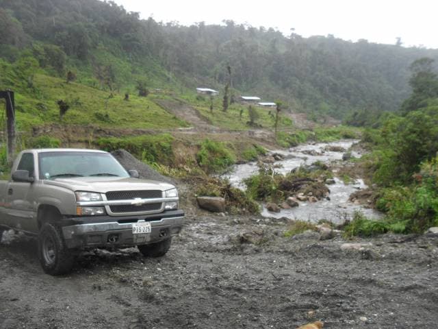 Hermosa finca de 45 hcts vendo por lotes o hectareas a $3000/hct en Rio Chontas.Cosanga-Napo, junto a via al Tena, a rio, cascadas, y bosque. - 1