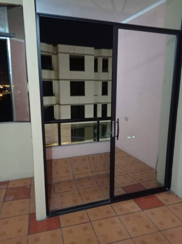 Arriendo Departamento en Zona céntrica de Santa Rosa El Oro - 1