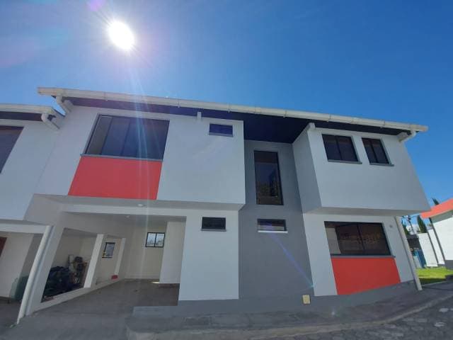 CONJUNTO PRIVADO LA QUINTA - 1