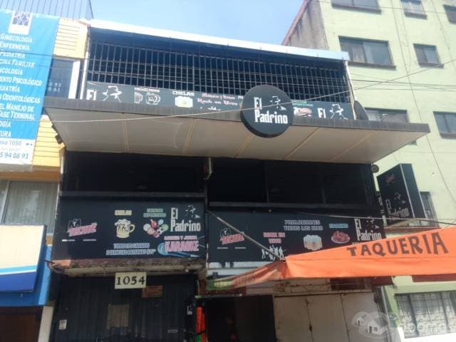 SE TRASPASA EL PADRINO BAR - 1