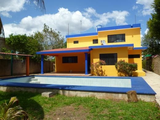 Merida Yucatan Casa amueblada en renta de 3 habitaciones - 1