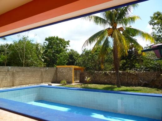 En Merida Renta de casa amueblada de 3 recamaras con piscina - 1