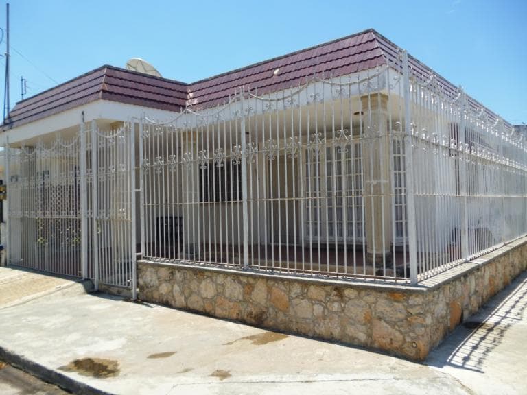 Zona Norte de Merida casa amueblada en Col. Mexico - 1