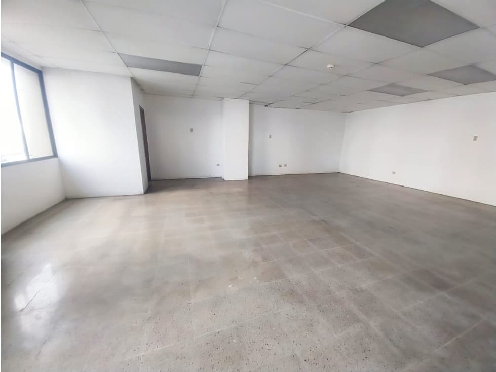 Centro de Guayaquil, Oficina en Renta, 86m2, 1 Ambiente - 1