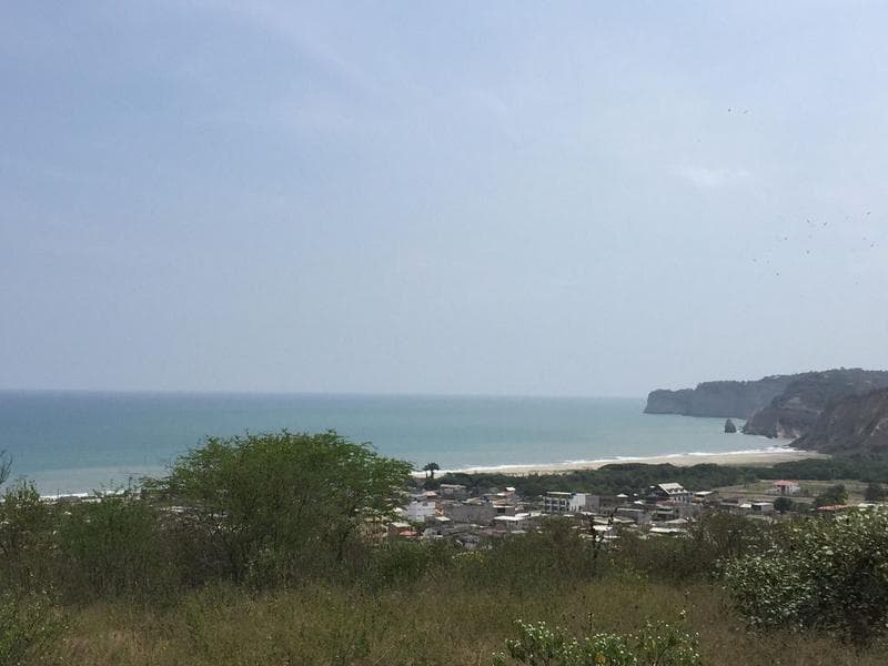 VENTA DE TERRENO VISTA AL MAR EN CANOA - 1