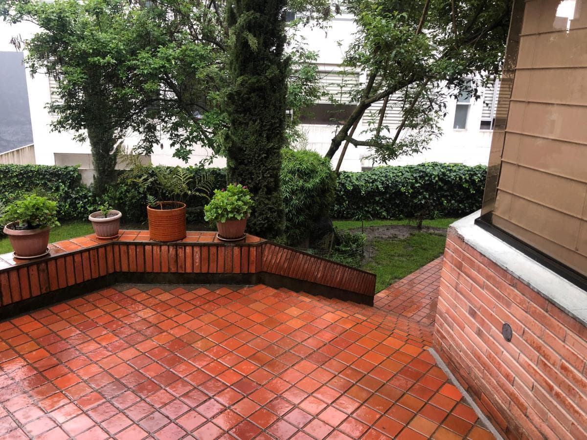 QUITO DEPARTAMENTO EN VENTA SECTOR QUITO TENIS - 1