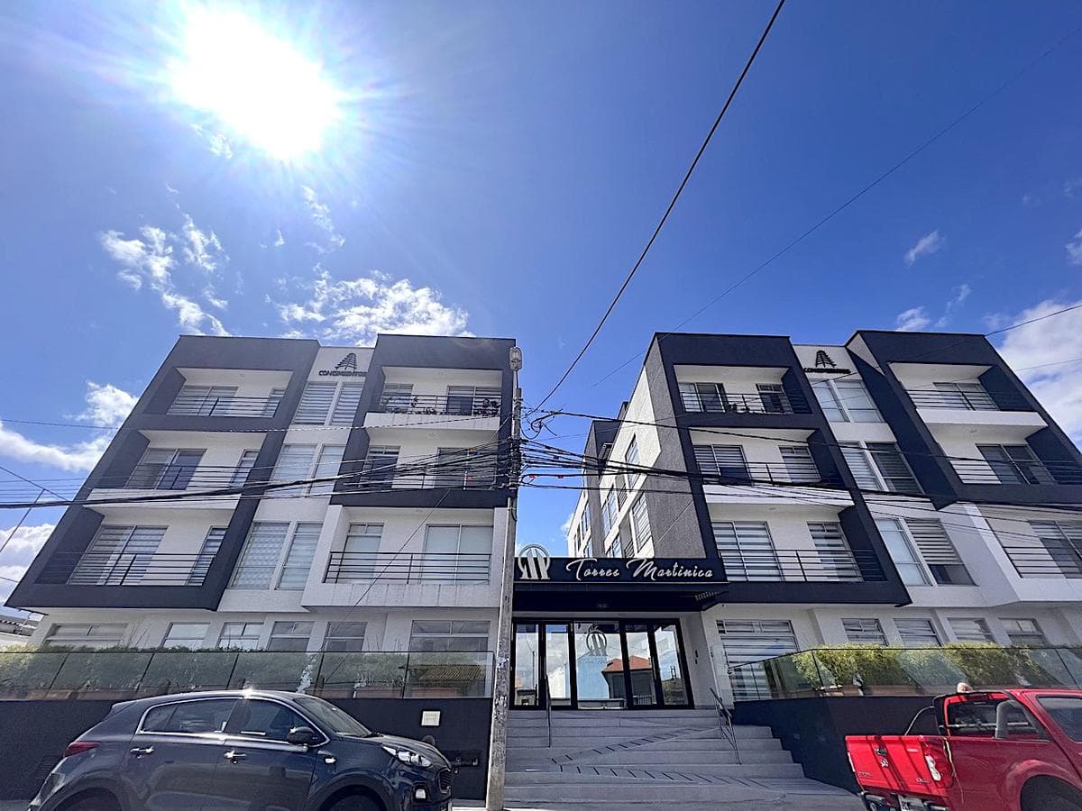 Departamento de venta en Quito, sector Jardines de Amagasí Embajada Americana - 1