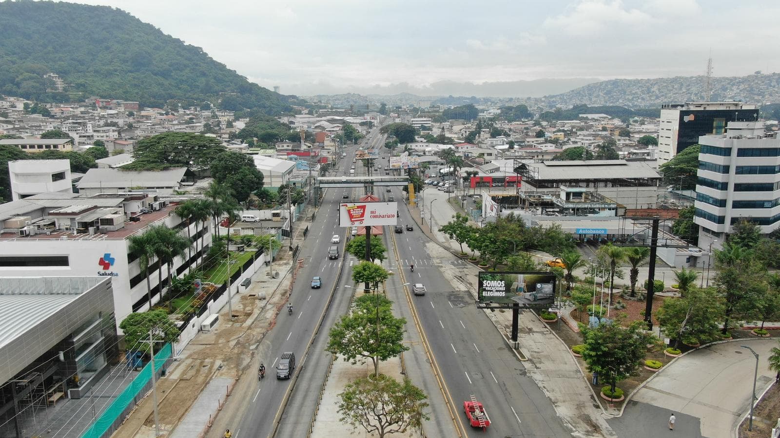 VENTA DE PROPIEDAD COMERCIAL ESQUINERA SOBRE AV CARLOS JULIO AROSEMENA - 1