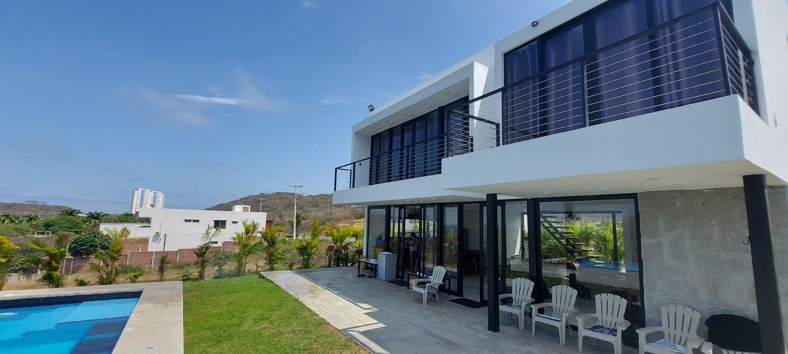 Venta Casa Urb. Terrazas del Mar, Norte de Playas, Sector Ocean Club, 4 Habitaciones, M.Z. - 1