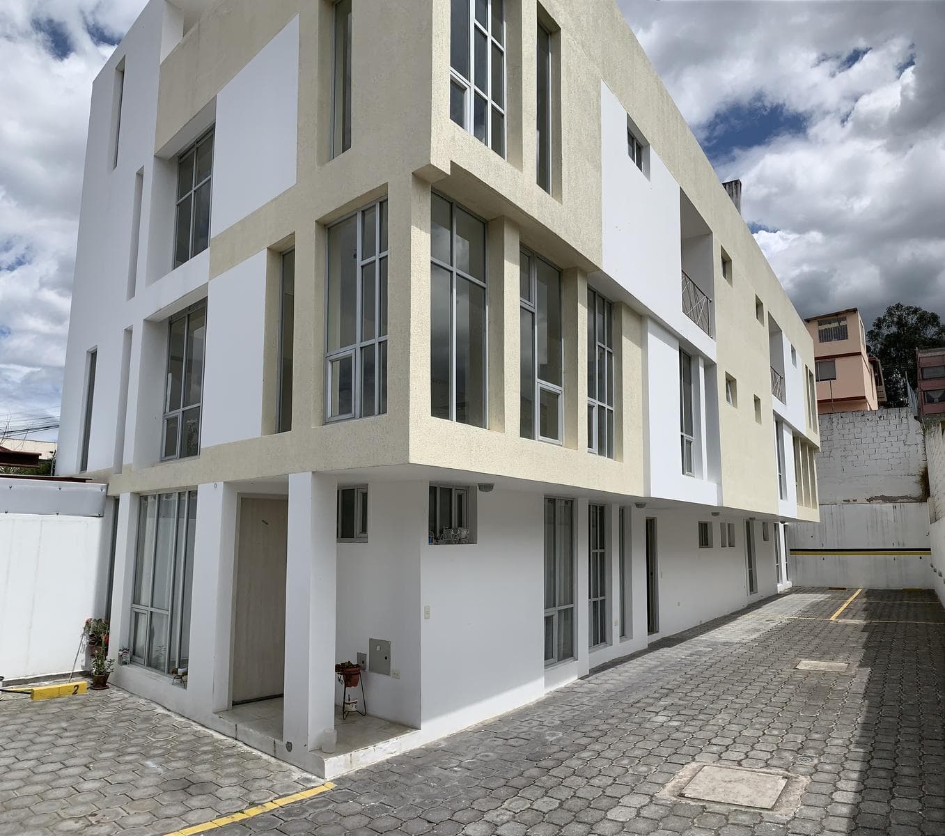 Departamento en venta en Los Mastodontes - Carcelen - 1