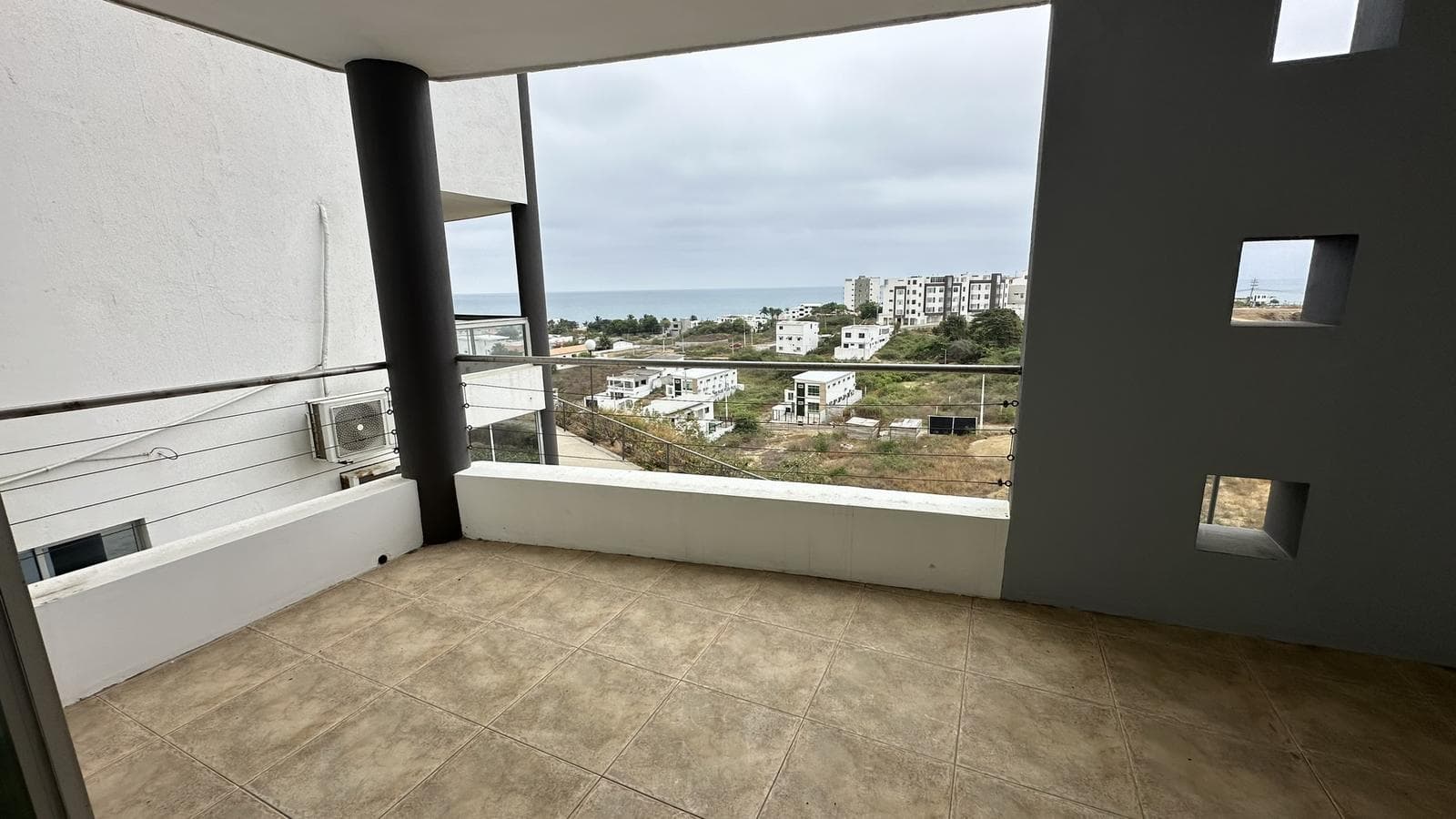 Venta de Departamento en Punta Blanca, Santa Elena 2 dormitorios V.B. - 1