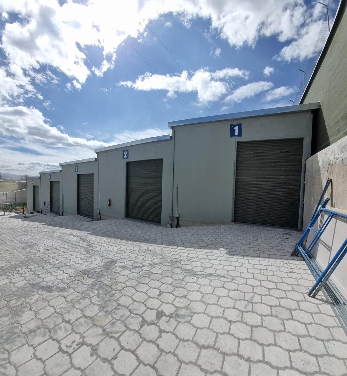 Bodegas para almacenamiento o pequeña producción áreas desde 40m2 en Pifo - 1