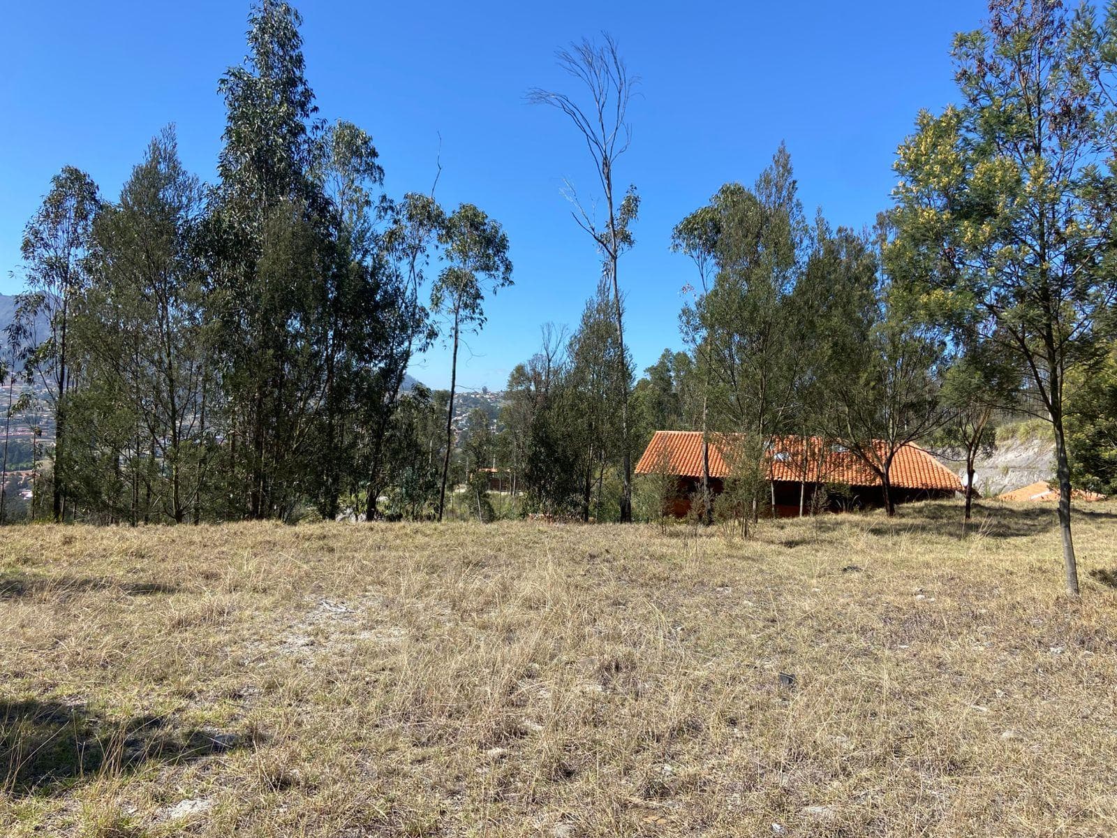 HERMOSO TERRENO EN VENTA, SECTOR CHALLUABAMBA - 1