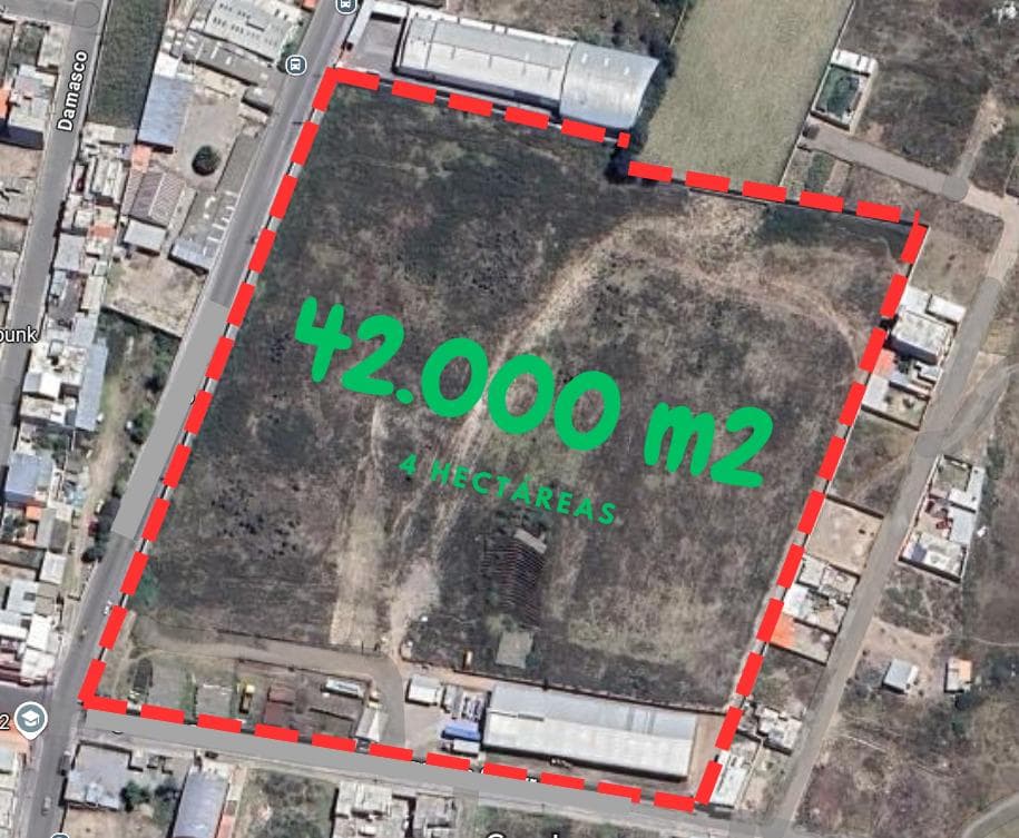 TERRENO EN VENTA CON 2 FRENTES IDEAL PARA PROYECTO INMOBILIARIO O COMERCIAL - 1
